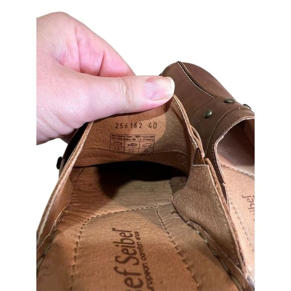 Josef Seibel Women's Mule Clogs Brown Studded Slip-On Size 9 US. EUC - Picture 5 of 8